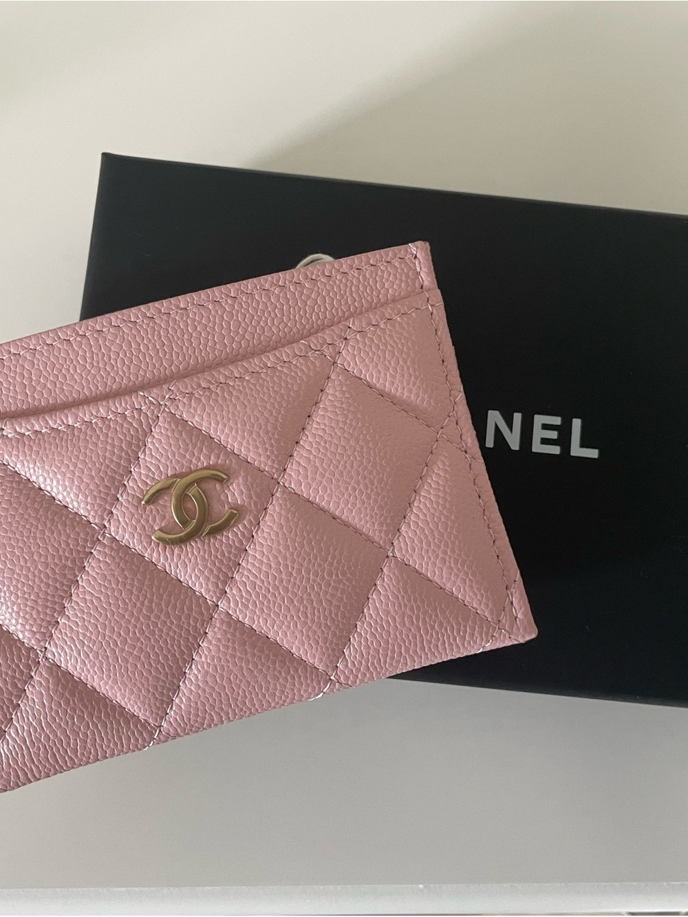 CHANEL Pink caviar card holder - Picture 9 of 9